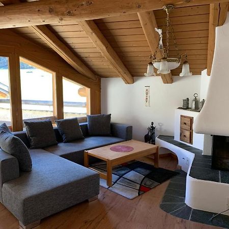 Ferienwohnung Jalet Tschierv Exteriör bild