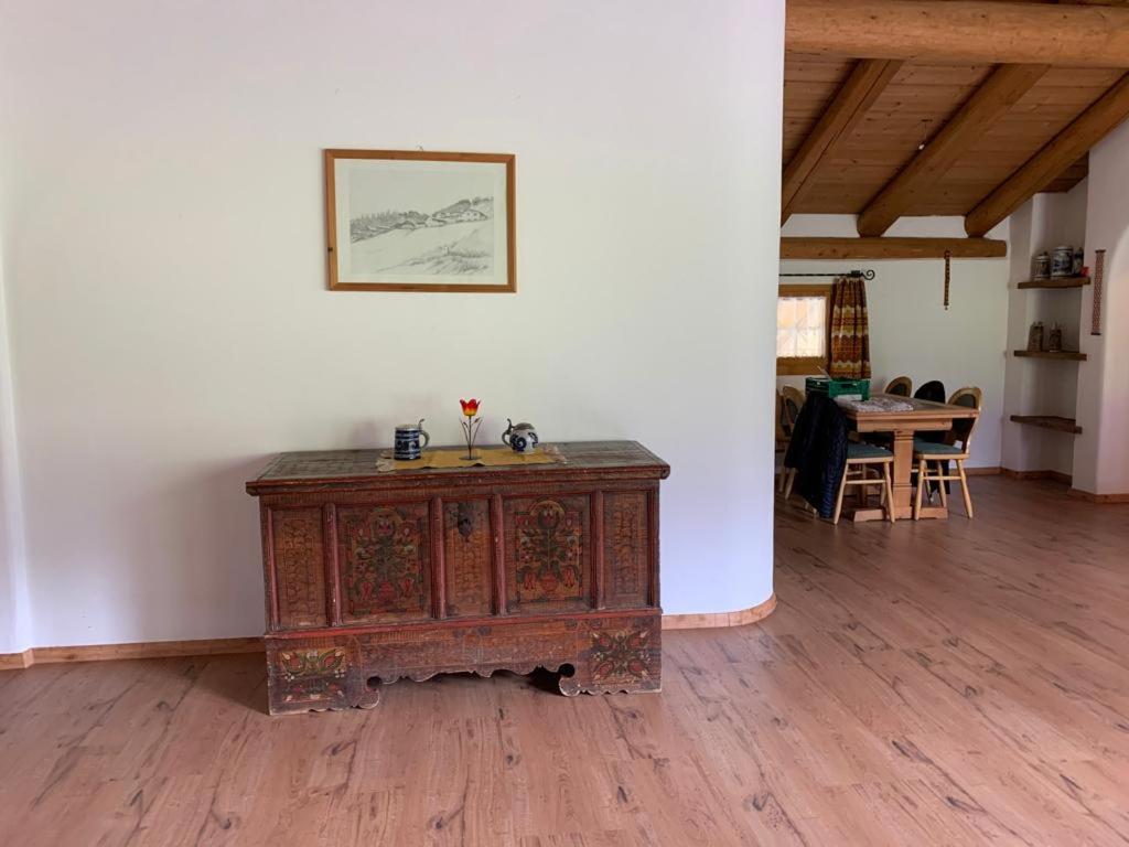 Ferienwohnung Jalet Tschierv Exteriör bild