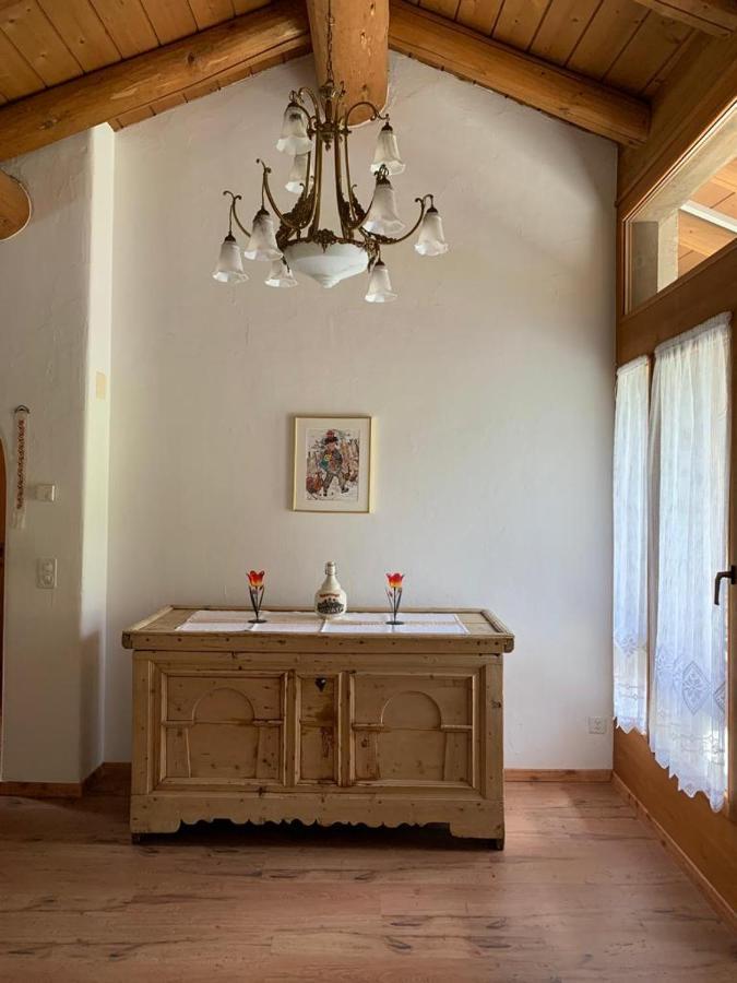Ferienwohnung Jalet Tschierv Exteriör bild